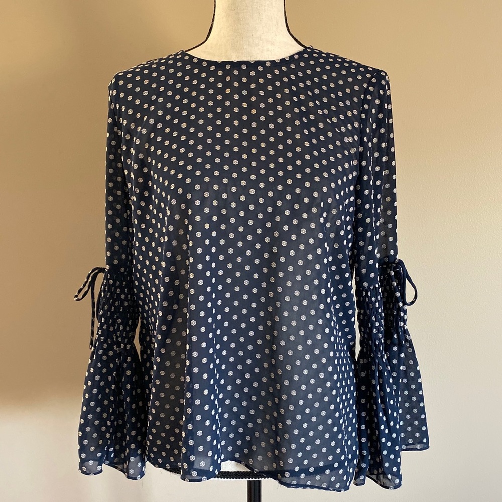 Current Air Sheer Navy and Cream Blouse Size Small